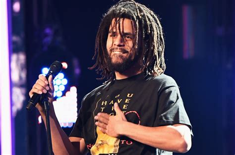 J. Cole Performs ‘FRIENDS’ at BET Awards 2018 .